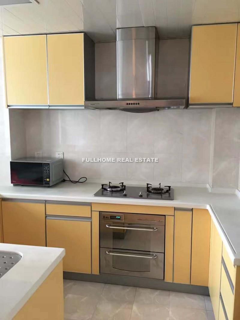Top Of City - 3 bedroom apartment in Shanghai, People Square, Downtown