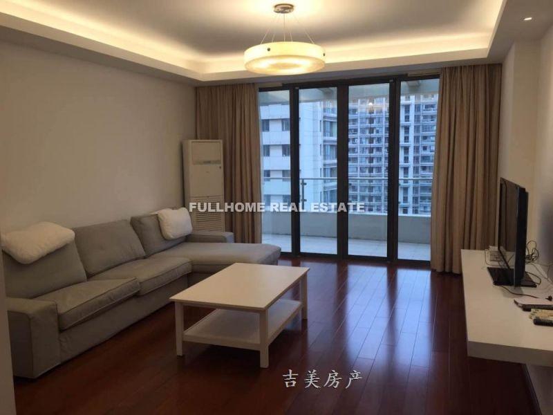 Top Of City - 3 bedroom apartment in Shanghai, People Square, Downtown