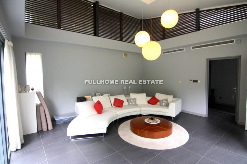 Lakeside Ville - 5 bedroom apartment in Shanghai, Qingpu, Suburb