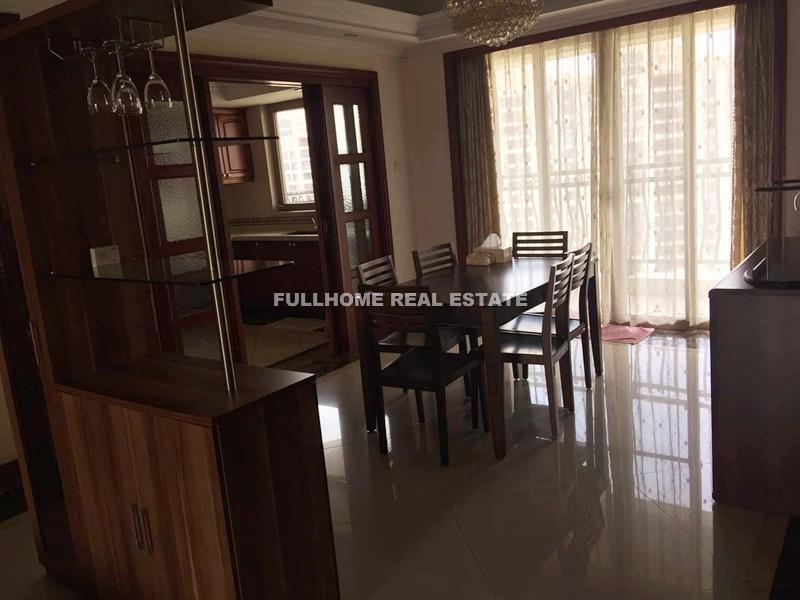 Similar property: Favorview Palace, 4 bedrooms, 200 sqm in Guangzhou