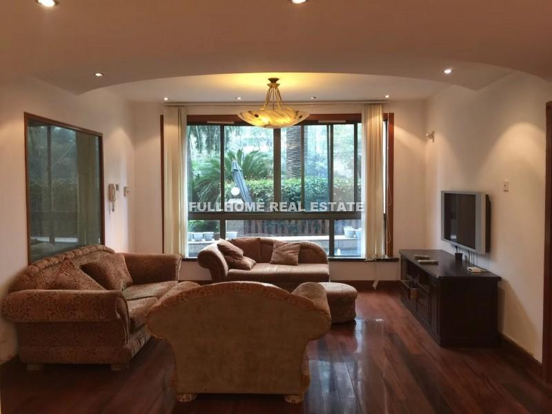 Top Of City - 2 bedroom apartment in Shanghai, People Square, Downtown