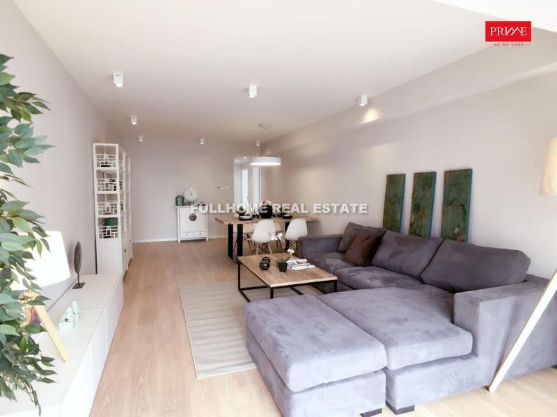 The Courtyards - 3 bedroom apartment in Shanghai, Jing An, Downtown