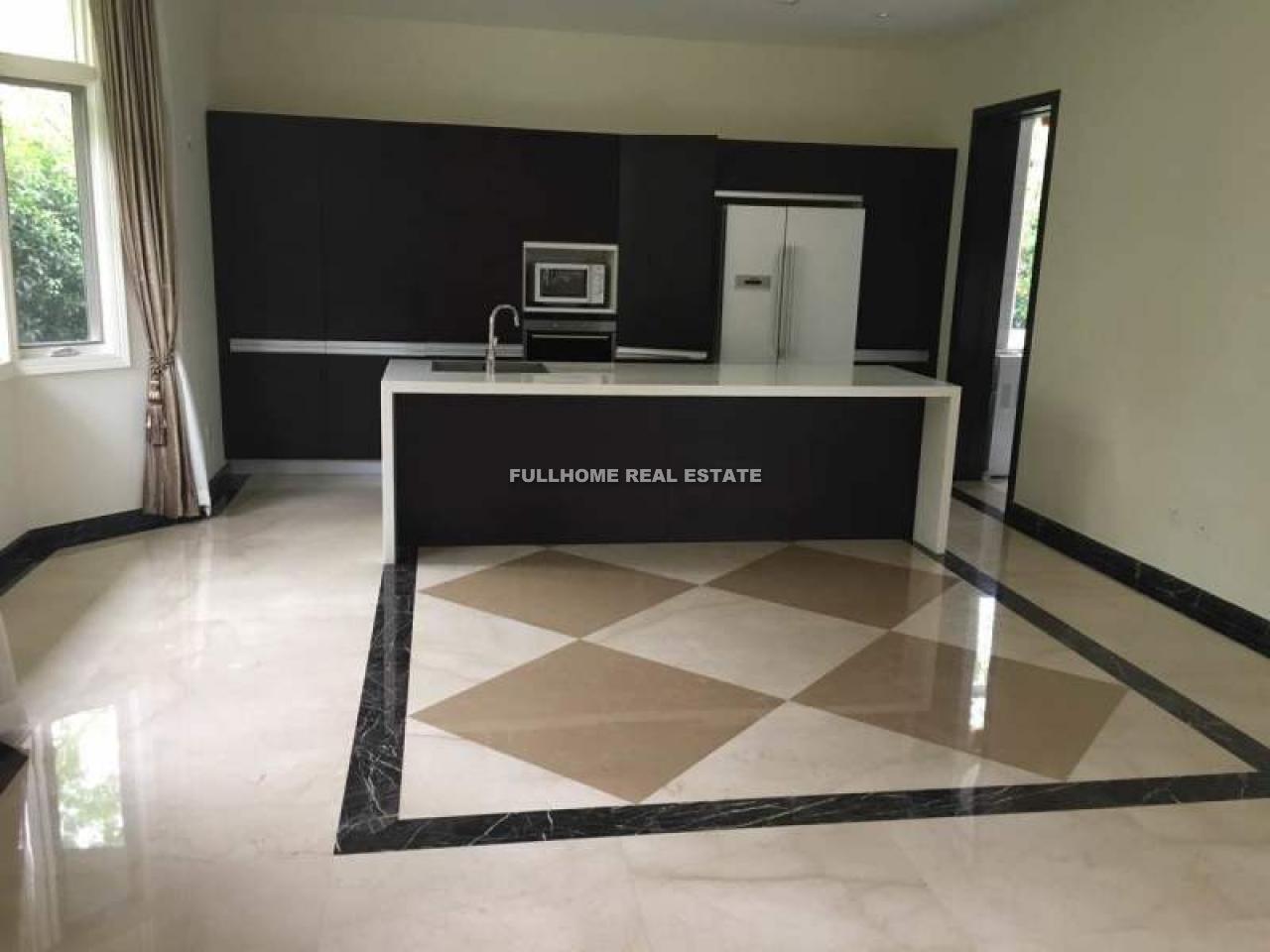 Elegant Garden - 5 bedroom apartment in Shanghai, Hongqiao, Hongqiao