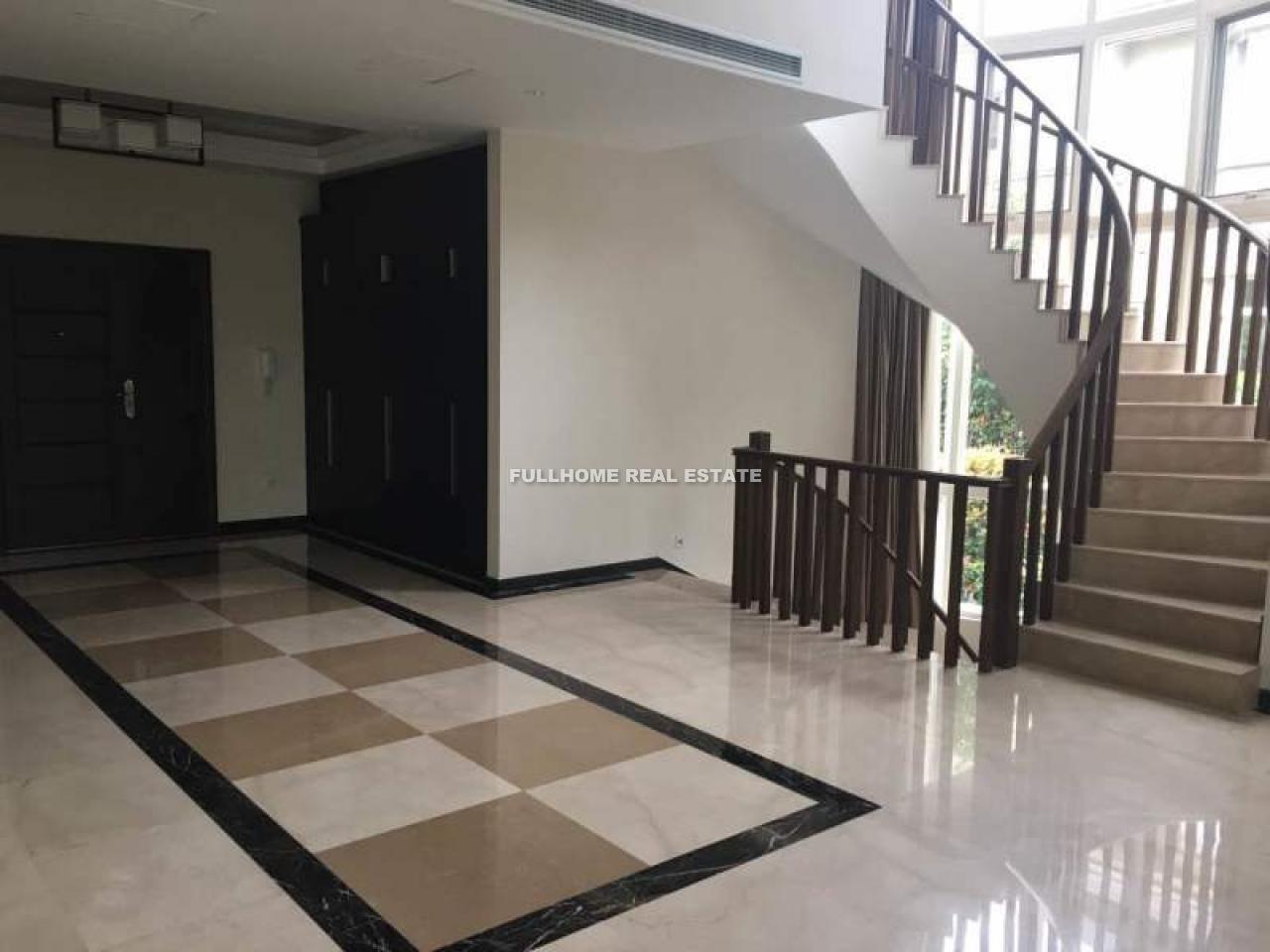 Similar property: Elegant Garden, 5 bedrooms, 430 sqm in Shanghai