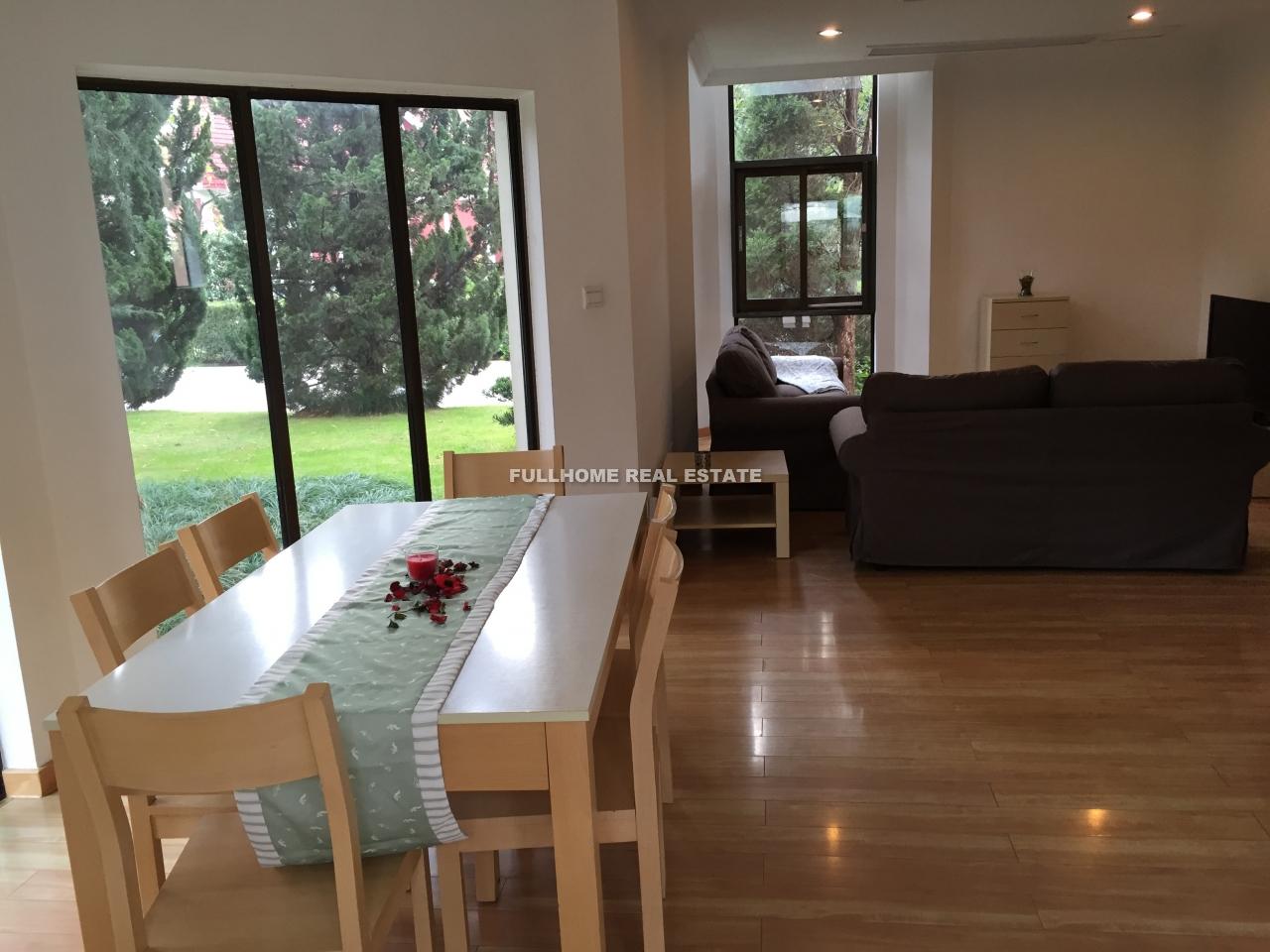 Green Valley Villas - 4 bedroom apartment in Shanghai, Hongqiao, Hongqiao