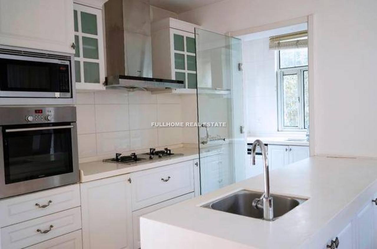Buckingham Villa - 5 bedroom apartment in Shanghai, Other Areas, Pudong