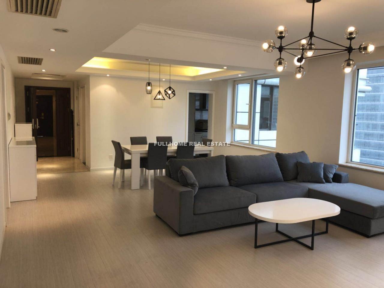 Skyline Mansion - 3 bedroom apartment in Shanghai, Lujiazui, Pudong