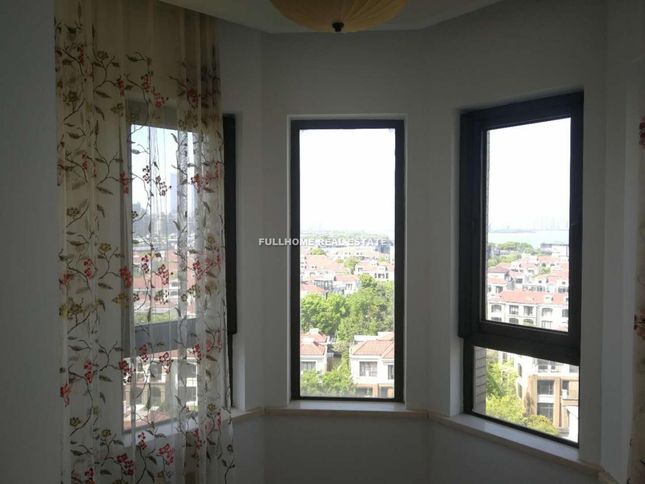 Royal Lakefront Apartment - Interior view 8, Suzhou rental property