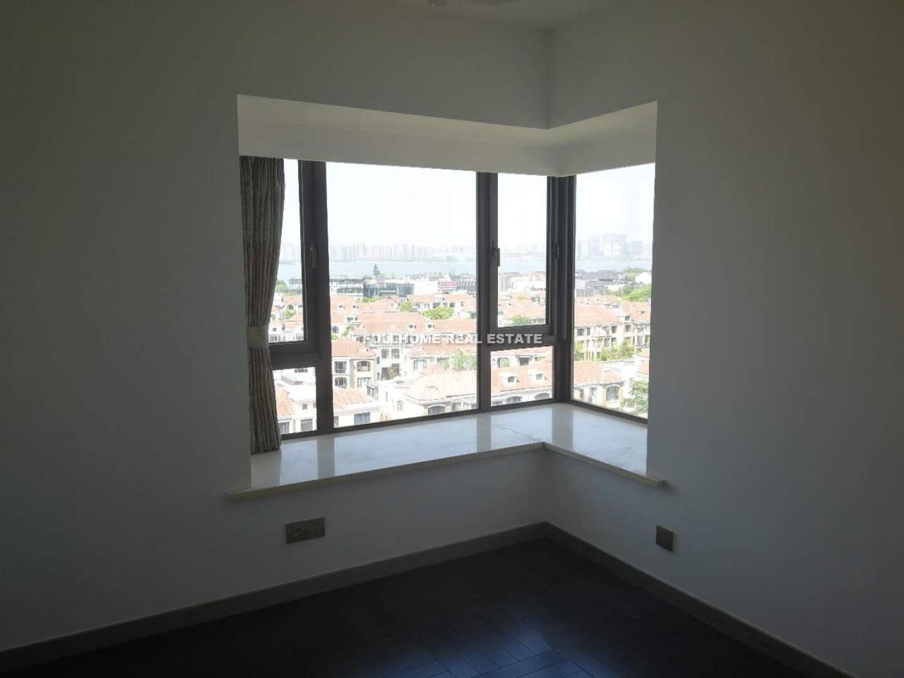 Royal Lakefront Apartment - Interior view 9, Suzhou rental property