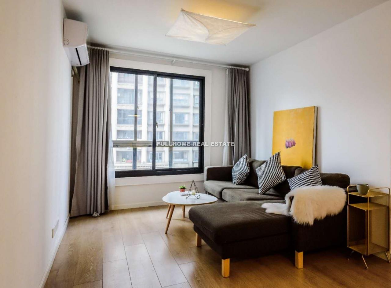 Wutong Garden - 3 bedroom apartment in Shanghai, Xujiahui, Downtown