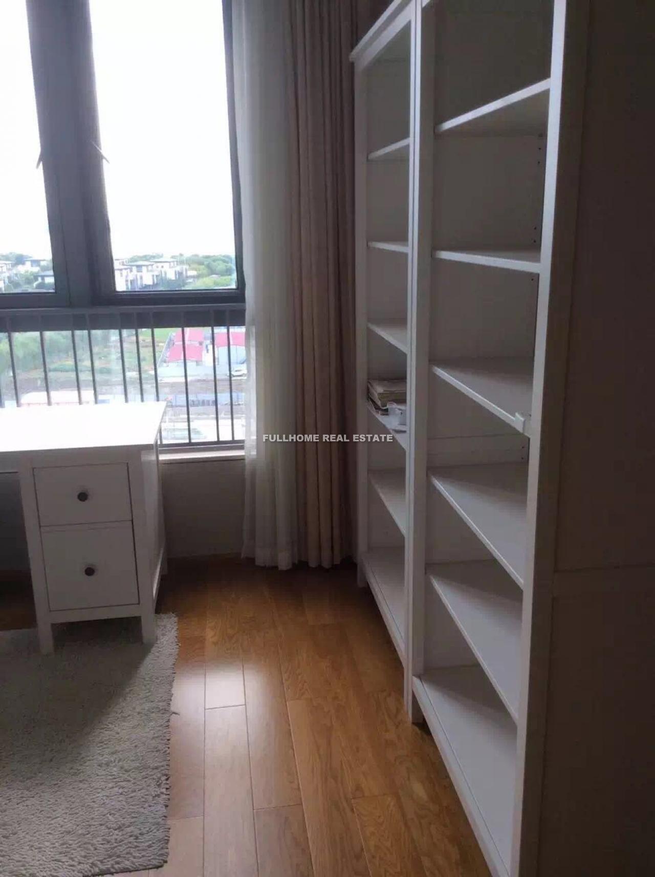 The Lakeview - Interior view 2, Suzhou rental property