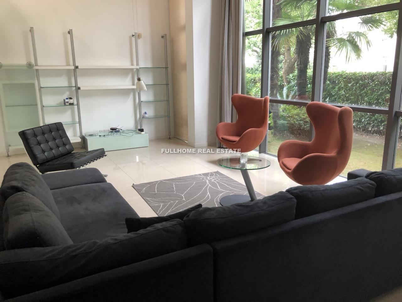 Modern Villa - 4 bedroom apartment in Shanghai, Qingpu, Suburb