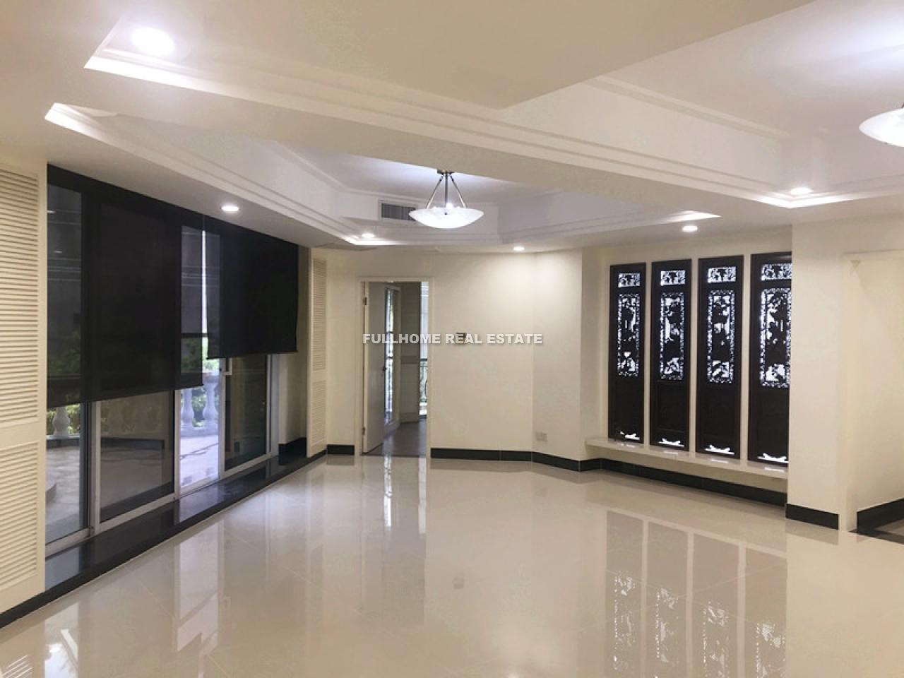 Similar property: South China Salon, 3 bedrooms, 190 sqm in Guangzhou