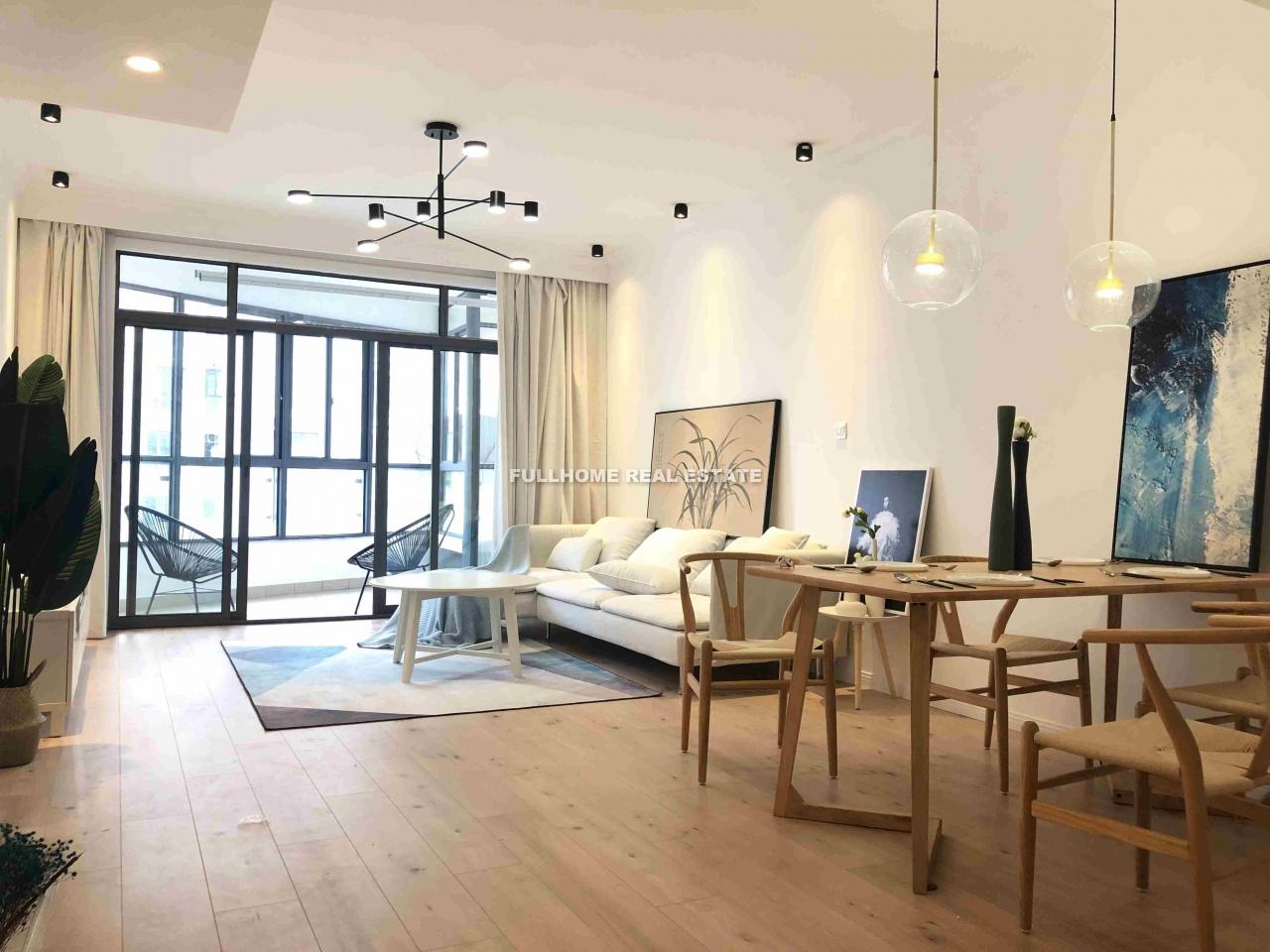 Top Of City - 2 bedroom apartment in Shanghai, People Square, Downtown