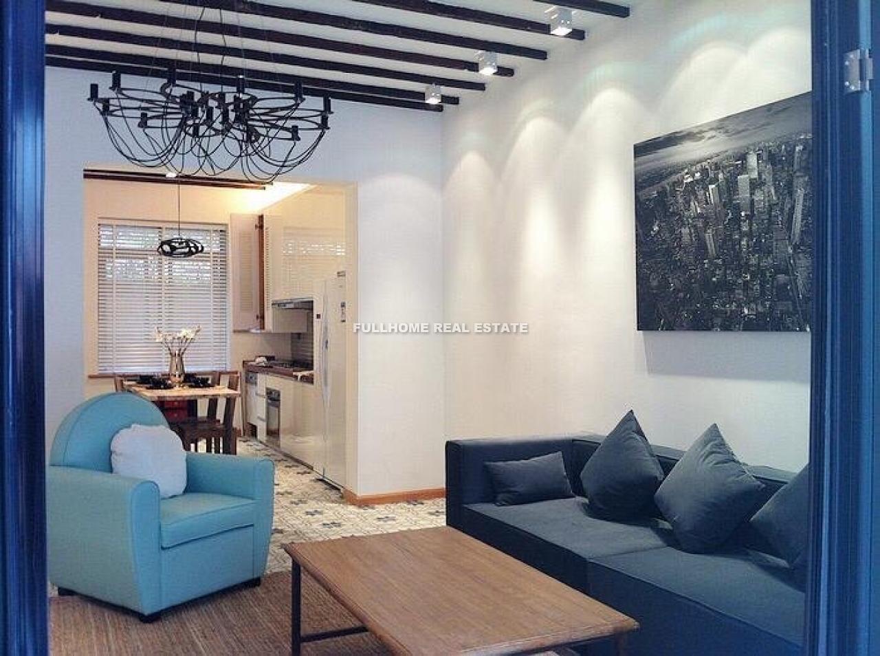 Lane 34 Nanhui Road Old House - 2 bedroom apartment in Shanghai, Jing An, Downtown