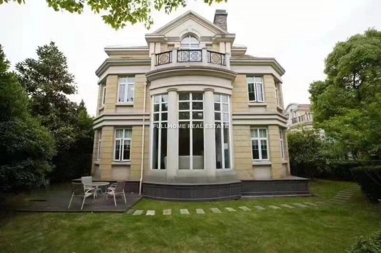 Same compound: Regency Land, 5 bedrooms in Shanghai