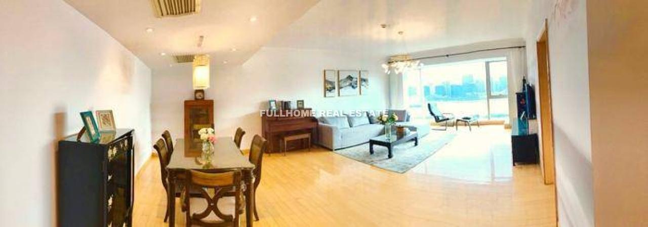 Shimao Riviera Garden - 3 bedroom apartment in Shanghai, Lujiazui, Pudong