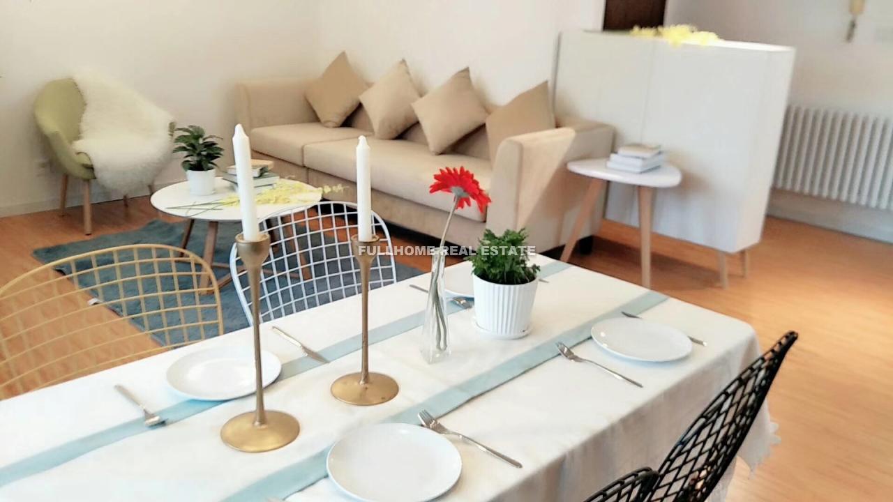 Oriental Manhattan - 1 bedroom apartment in Shanghai, Xujiahui, Downtown
