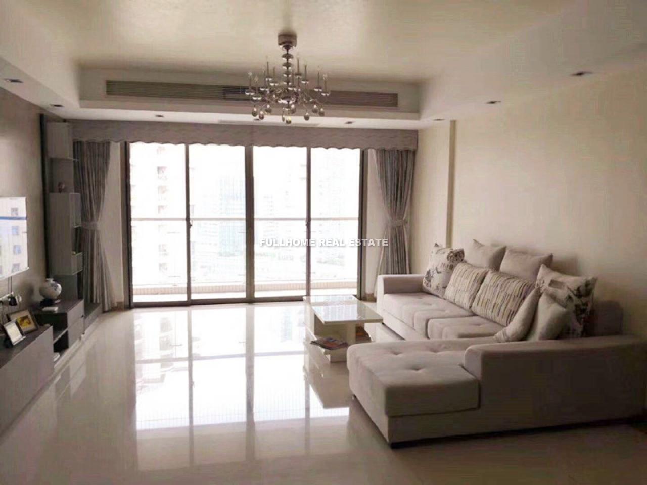 Emperor Mansion - 4 bedroom apartment in Guangzhou, Zhujiang New Town