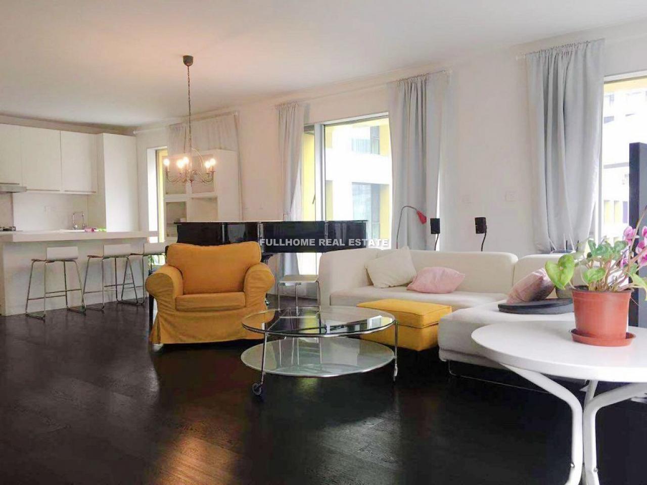 Similar property: MOMA, 3 bedrooms, 210 sqm in Beijing