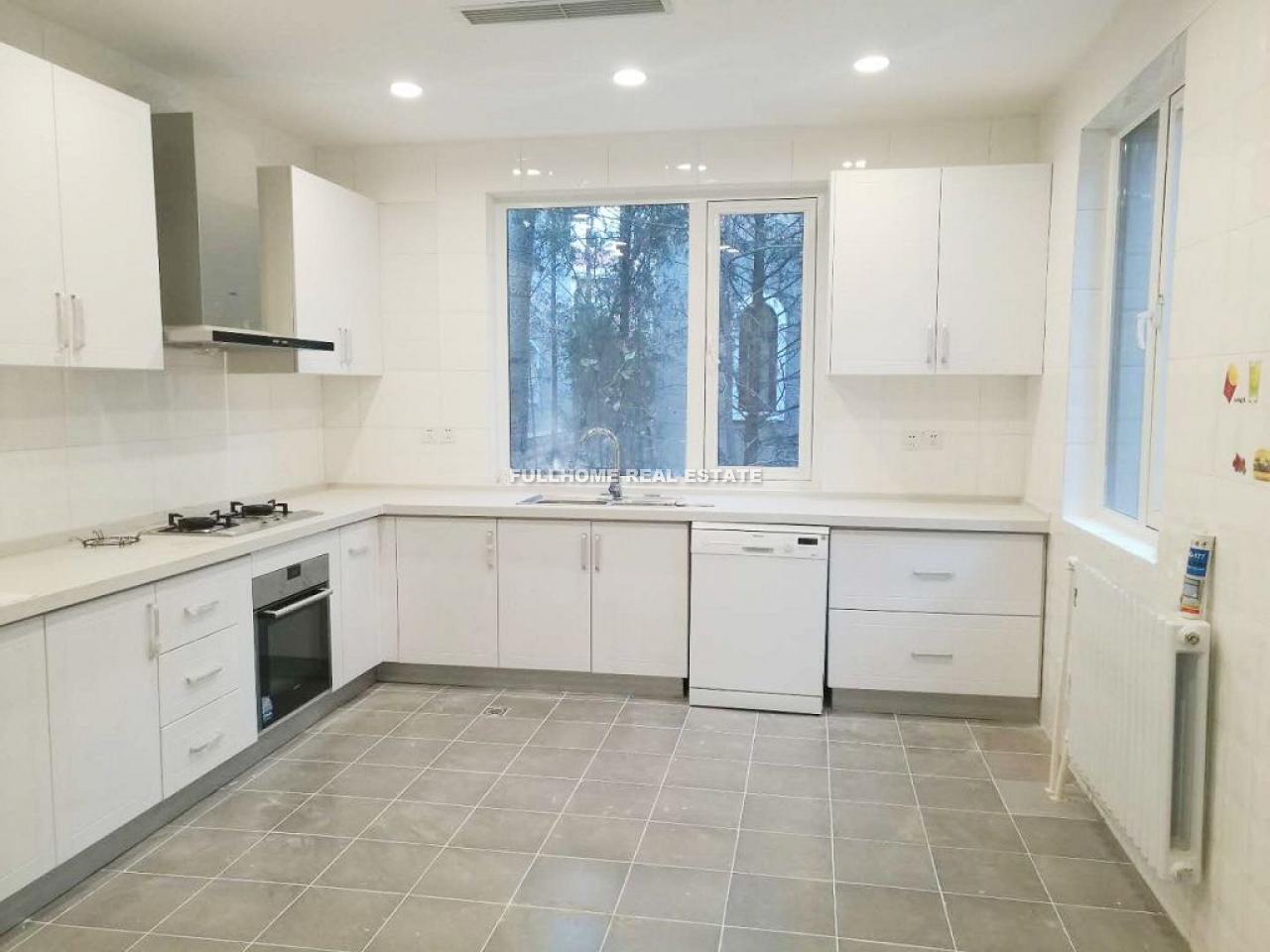 King's Garden Villa - 4 bedroom apartment in Beijing, Lido