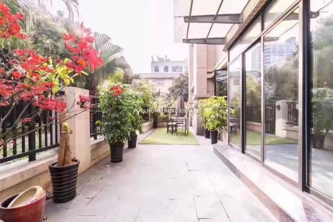 Joffre Garden - 3 bedroom apartment in Shanghai, FFC, Downtown