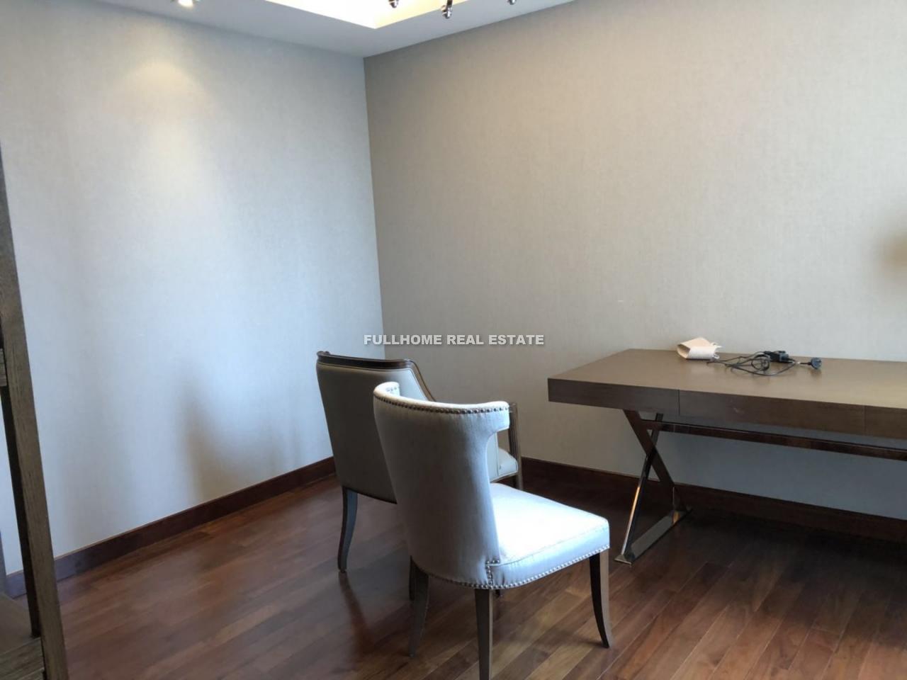 The Paragon - 3 bedroom apartment in Shanghai, Downtown, Downtown