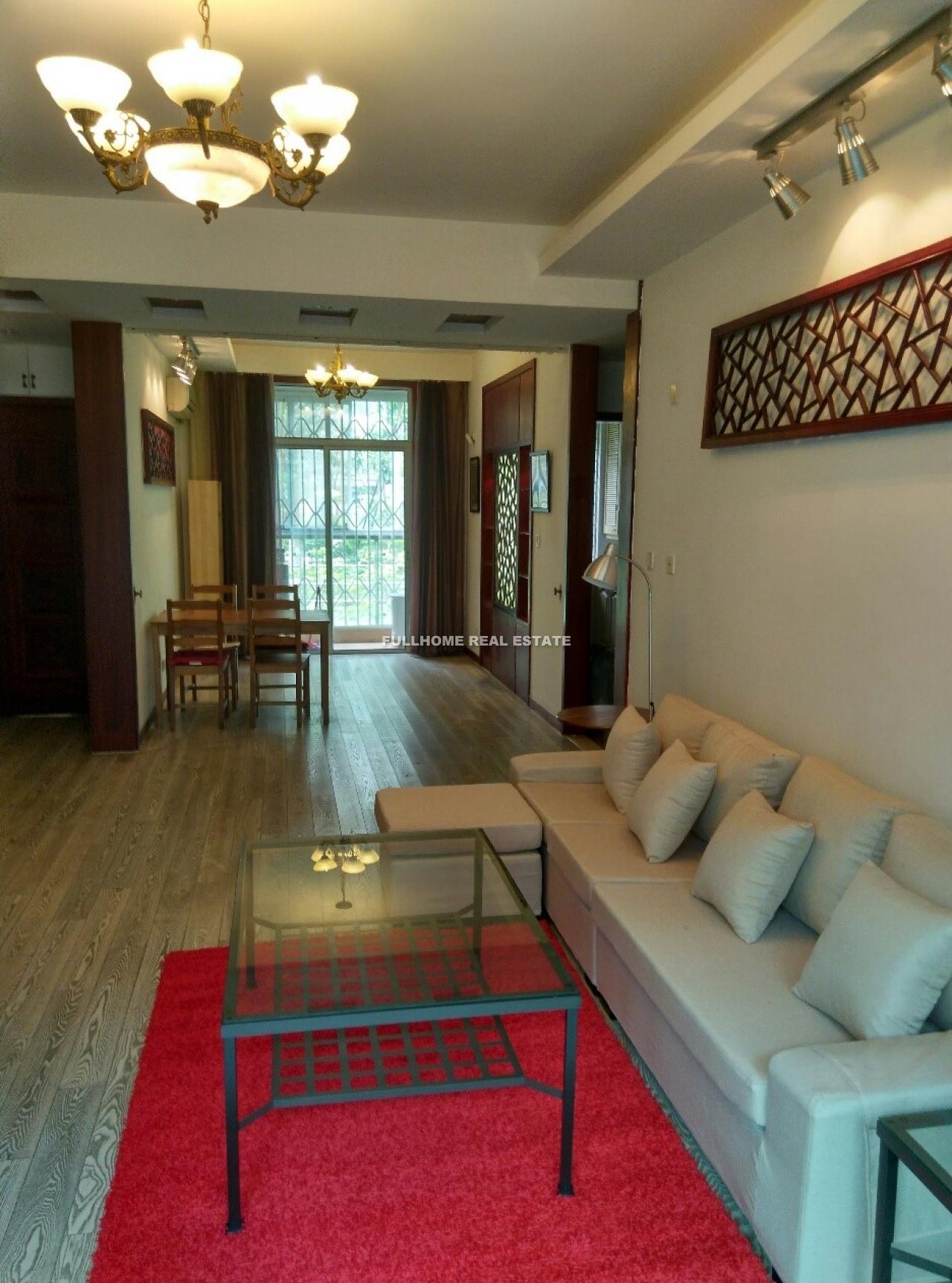 Fuyuanhui Ju - 2 bedroom apartment in Shanghai, Xujiahui, Downtown