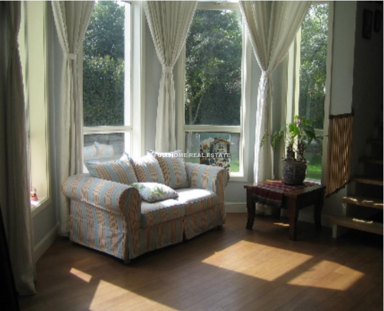 Violet Country Villa - 5 bedroom apartment in Shanghai, Qingpu, Suburb