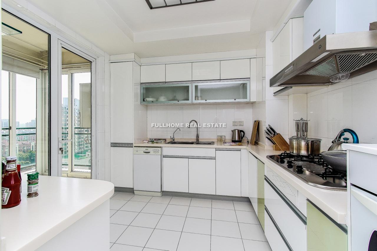 Same compound: Sunway Royal Service Apartment( Yong Jing Tai), 2 bedrooms in Shanghai