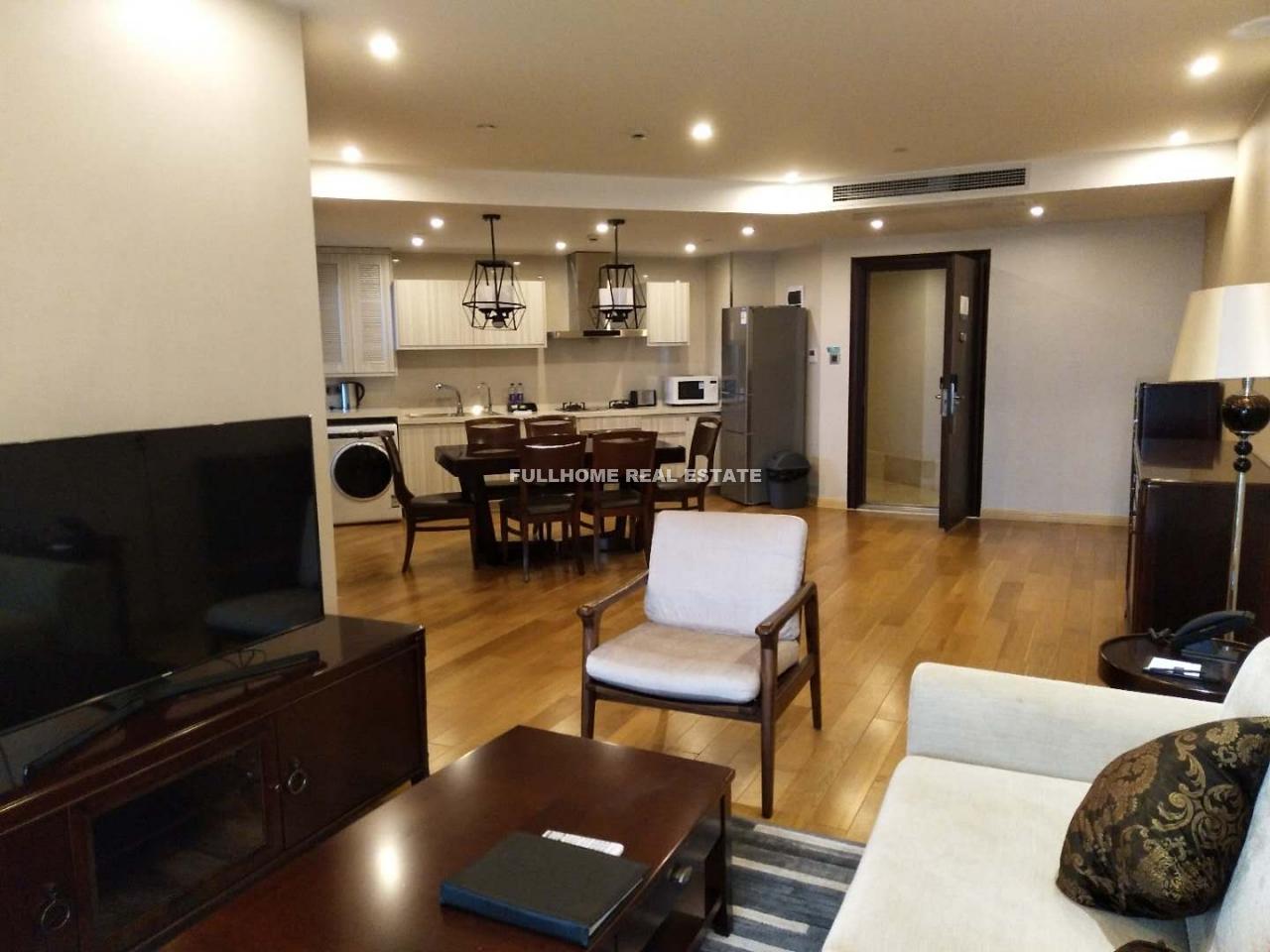 Same compound: Green Court Residence Jinqiao Diamond, 2 bedrooms in Shanghai