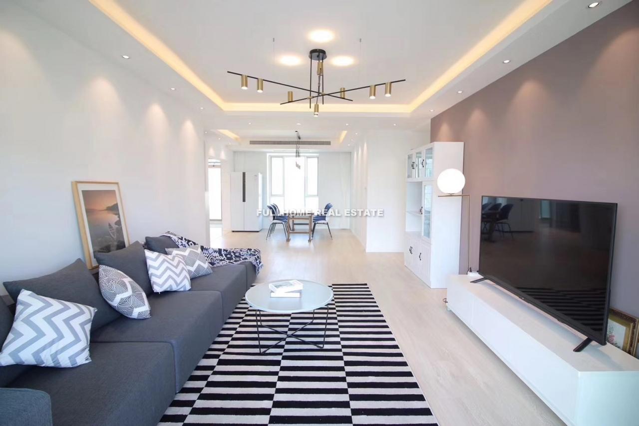 LaDoll International City - 3 bedroom apartment in Shanghai, Jing An, Downtown