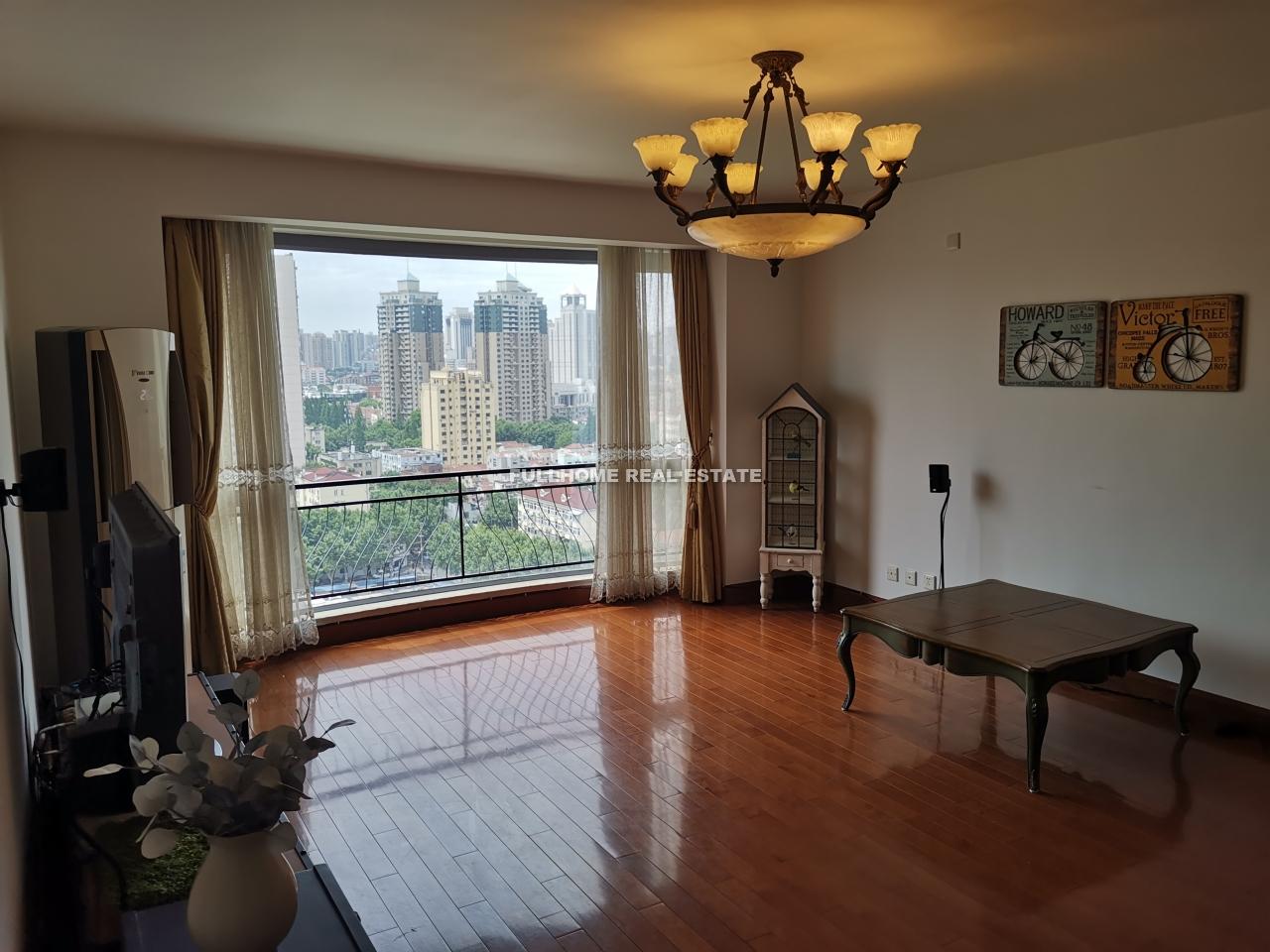 The Summit - 3 bedroom apartment in Shanghai, FFC, Downtown