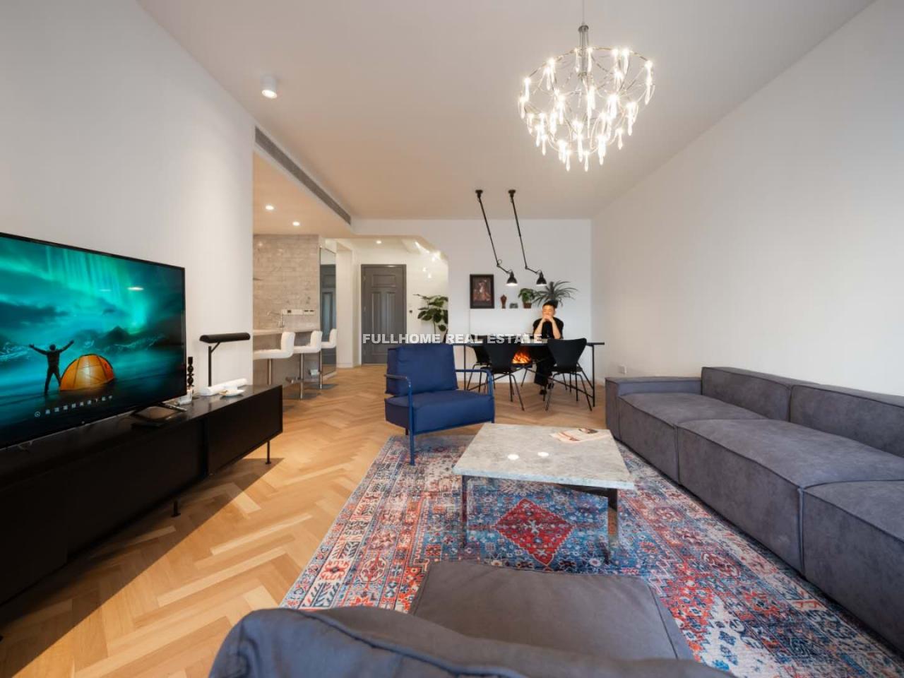 No.1-100 Huaihai Road Old House - Interior view 8, Shanghai rental property