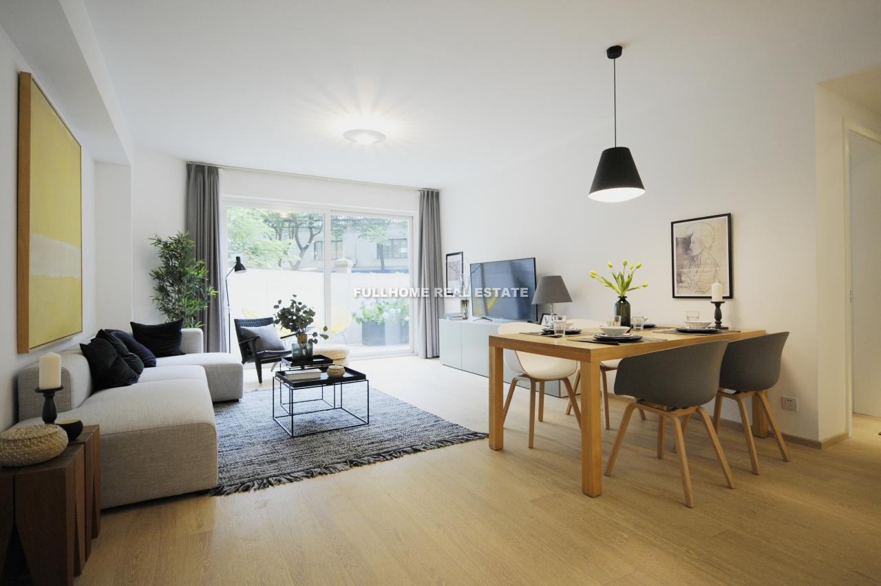 Central Residences - 3 bedroom apartment in Shanghai, FFC, Downtown