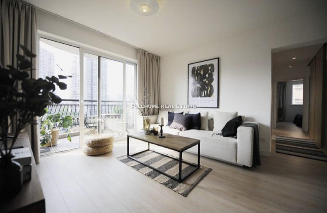 Haisi Mansion - 4 bedroom apartment in Shanghai, Xujiahui, Downtown