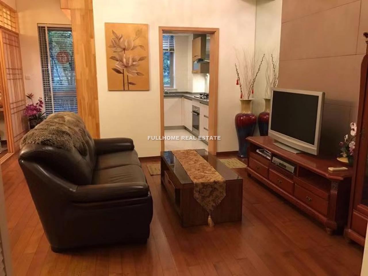 Yanlord Town - 2 bedroom apartment in Shanghai, Century Park and Lianyang, Pudong