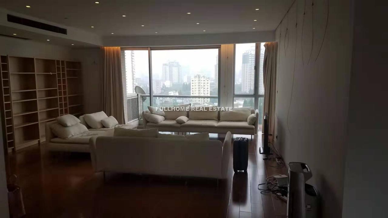 Chevalier Place - 4 bedroom apartment in Shanghai, FFC, Downtown