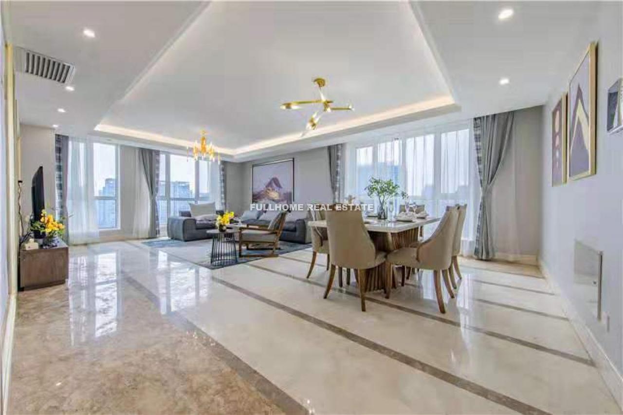 CBD Private Castle - 4 bedroom apartment in Beijing, Sanlitun