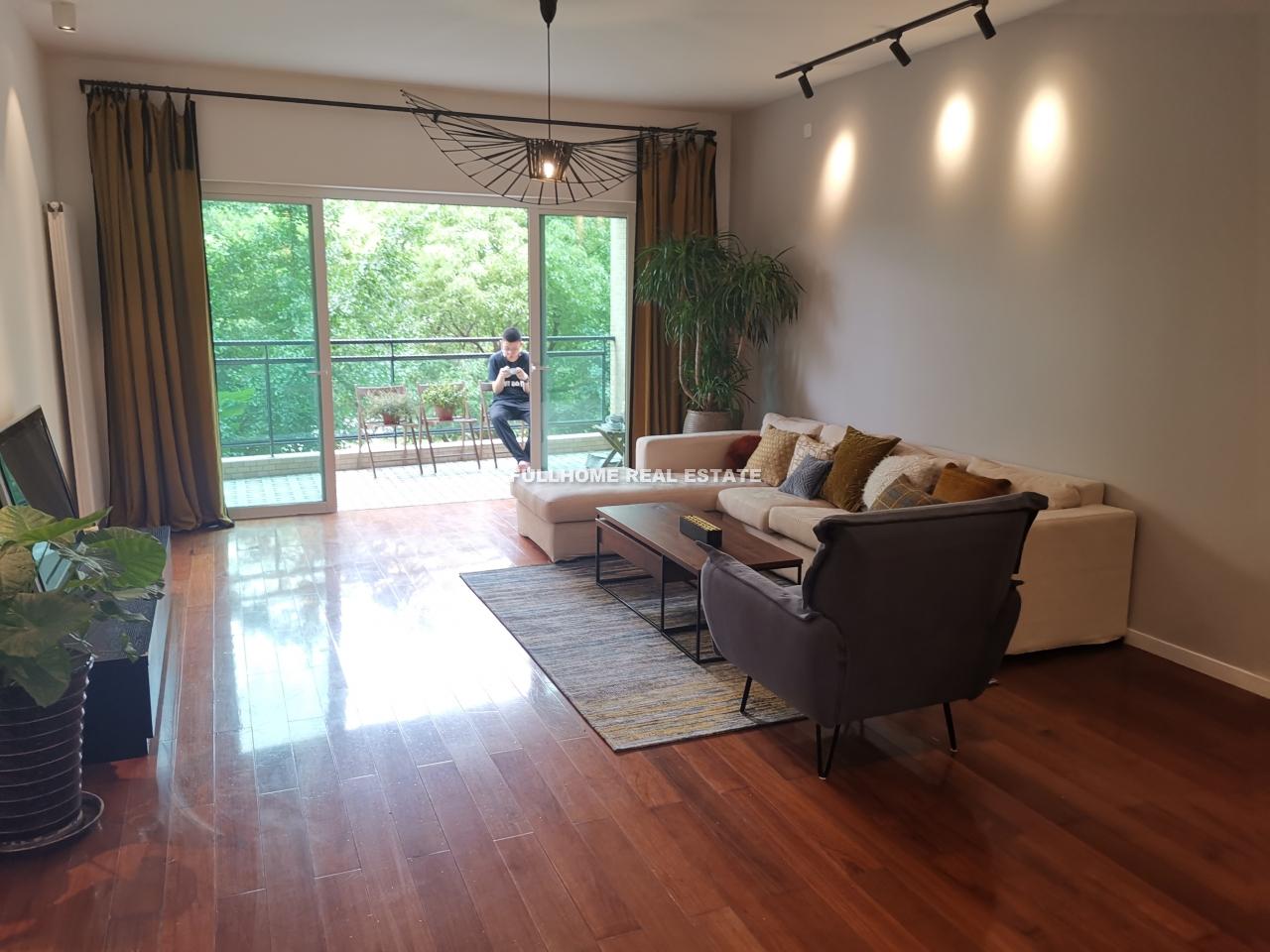 Yanlord Garden - 3 bedroom apartment in Shanghai, Lujiazui, Pudong