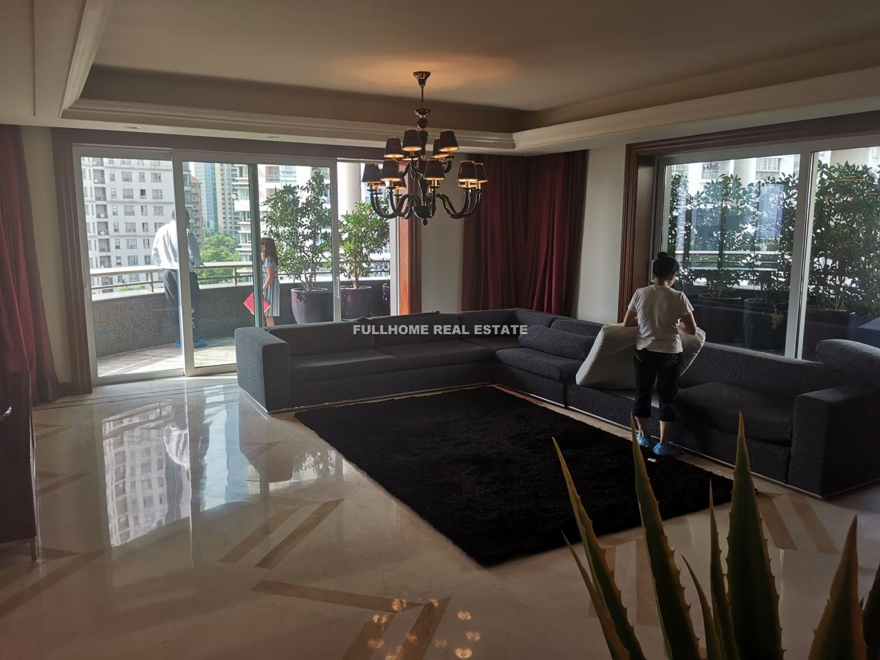 Fortune Residence - 3 bedroom apartment in Shanghai, Lujiazui, Pudong