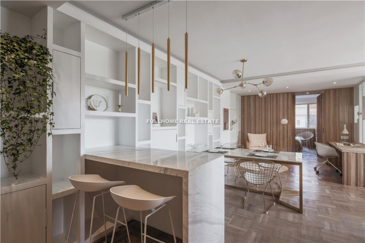 Yan Dang Building - 2 bedroom apartment in Shanghai, FFC, Downtown