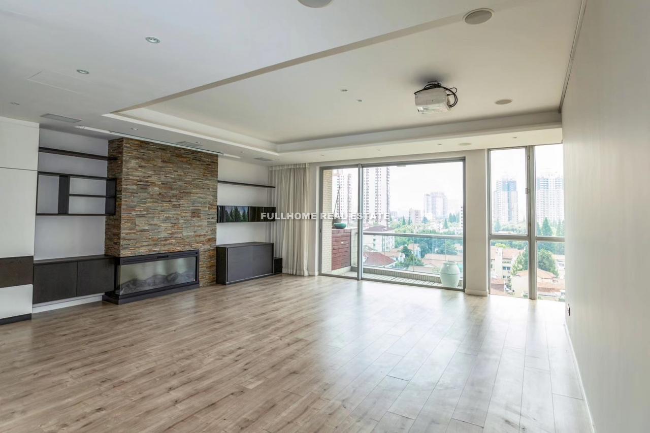 Chevalier Place - 4 bedroom apartment in Shanghai, FFC, Downtown