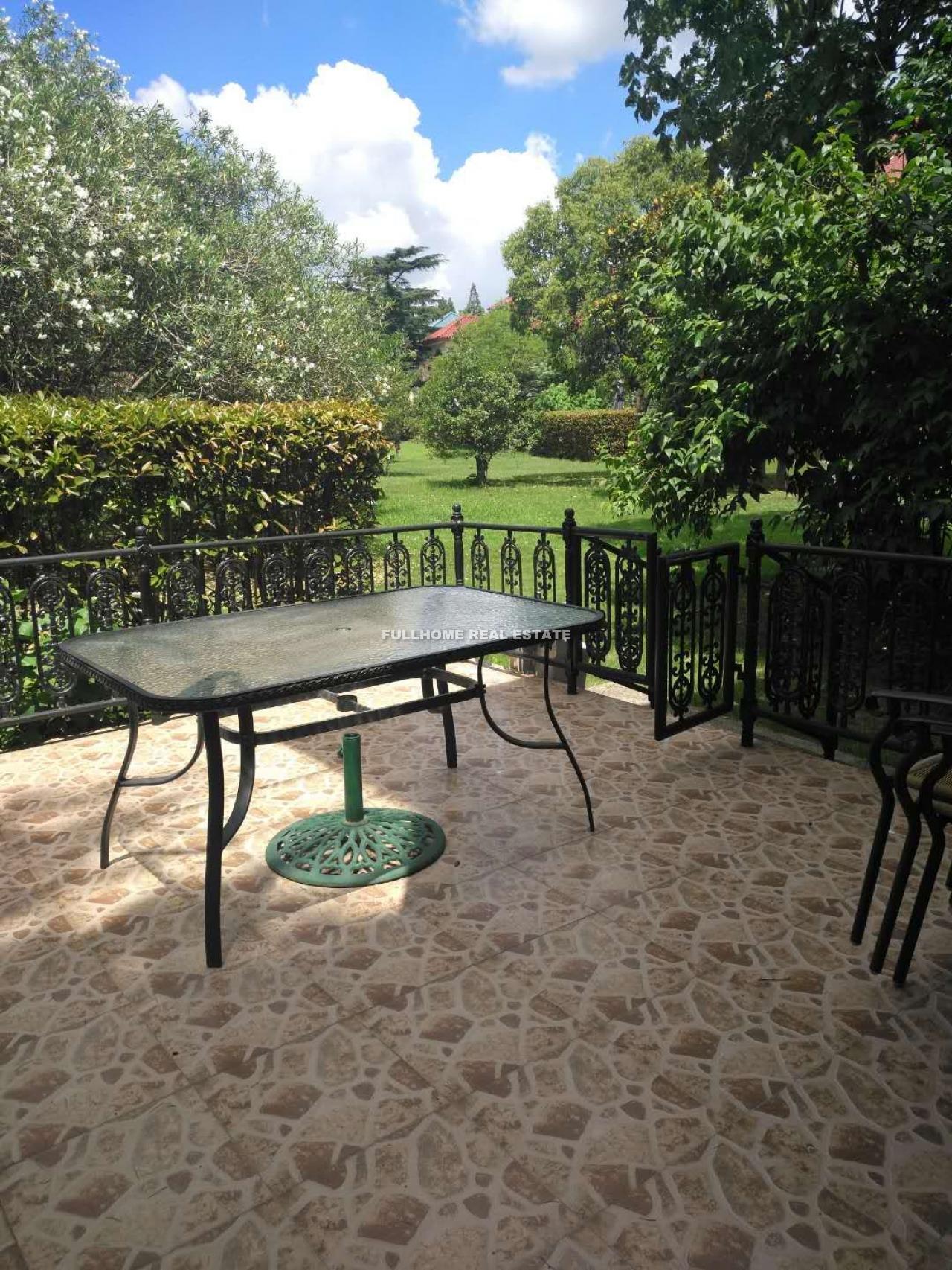 Green Valley Villas - 2 bedroom apartment in Shanghai, Hongqiao, Hongqiao