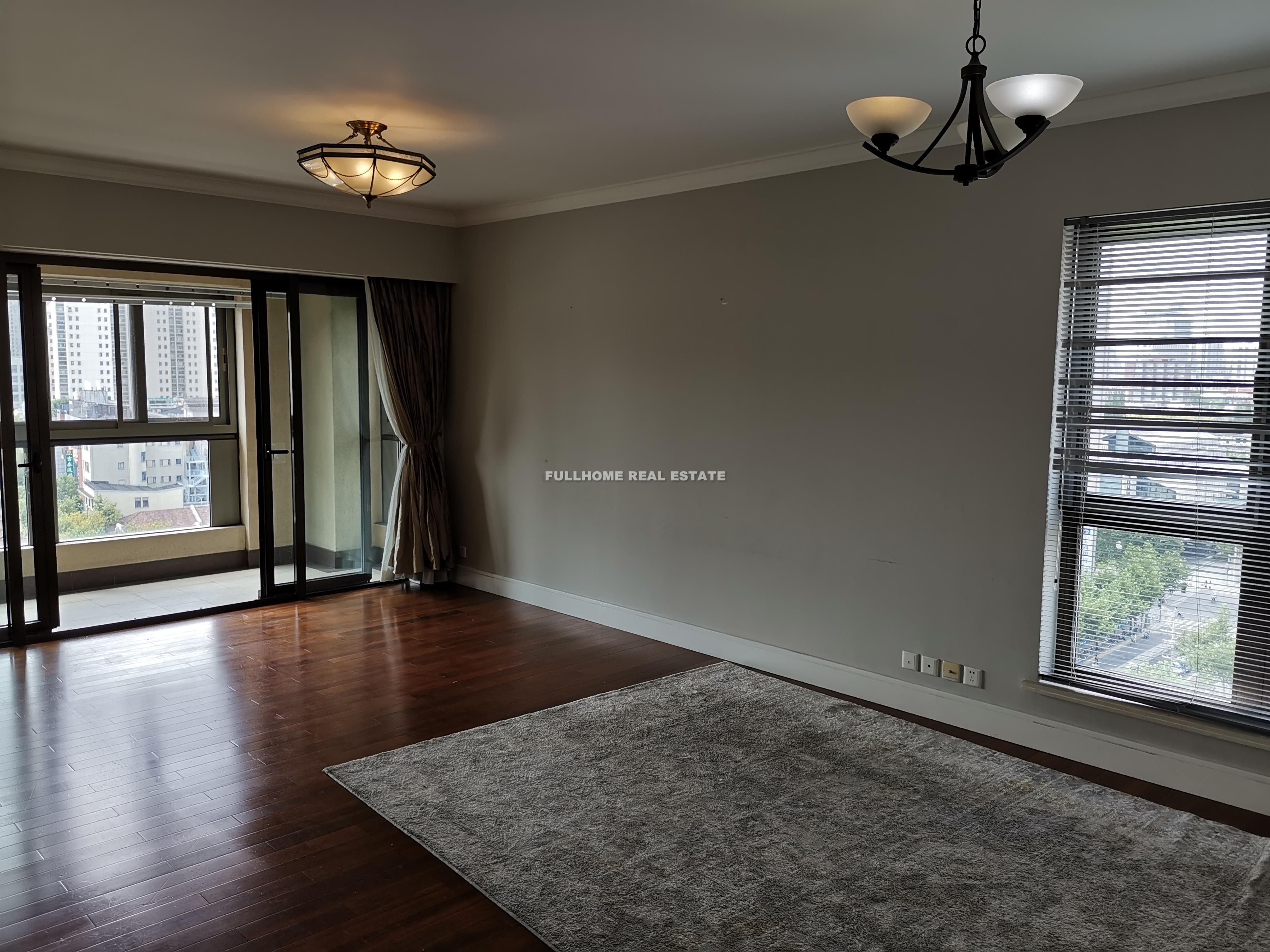 Lakeville Regency - 3 bedroom apartment in Shanghai, Xintiandi, Downtown