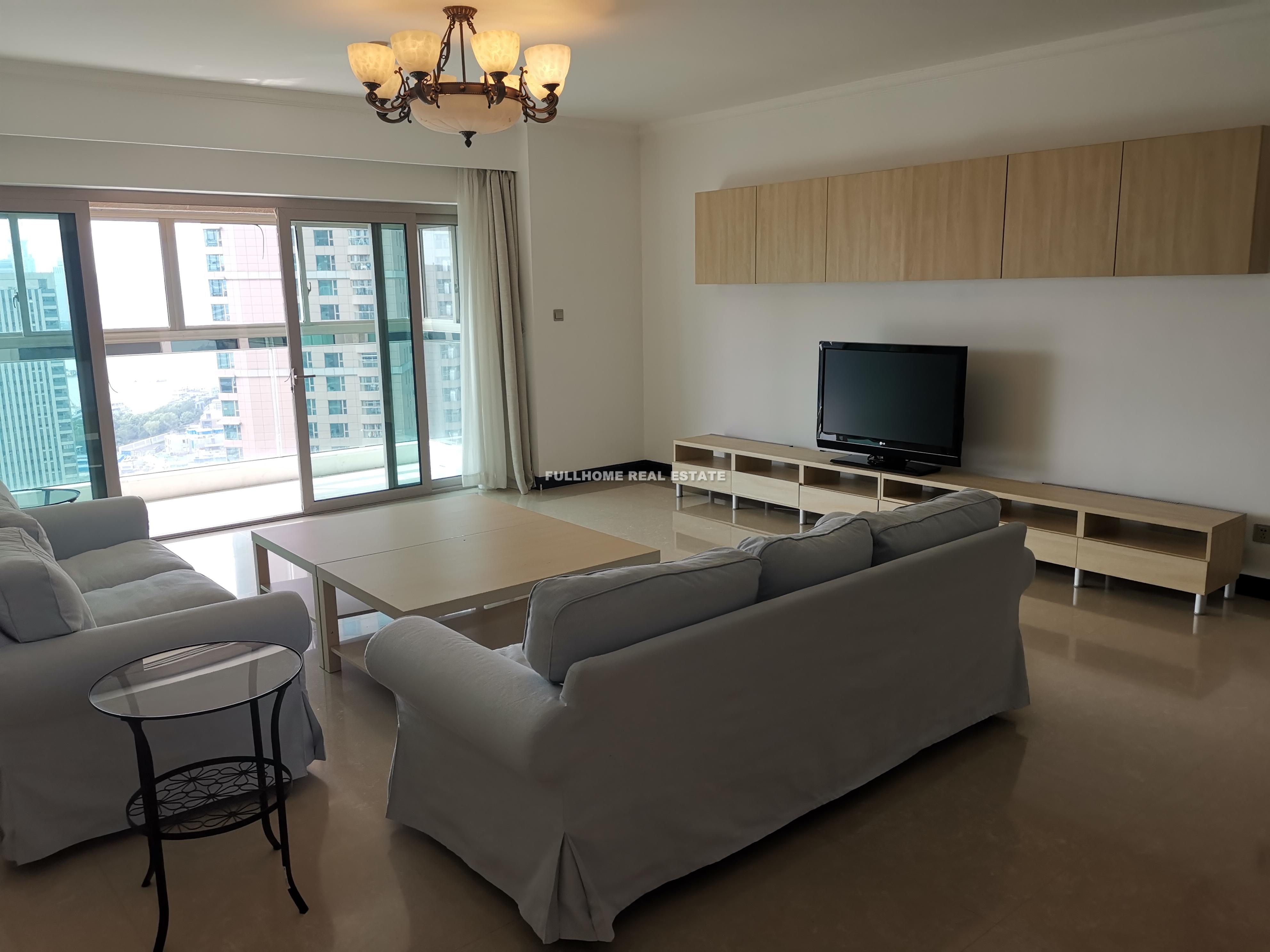 Shimao Riviera Garden - 3 bedroom apartment in Shanghai, Lujiazui, Pudong