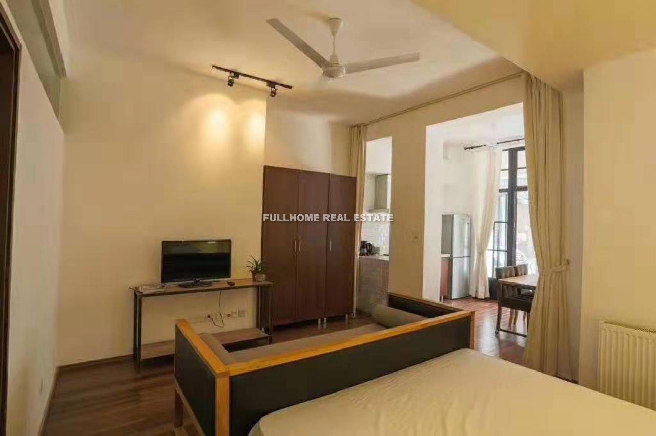 Lane 1-1000 South Shanxi Road Old House - 1 bedroom apartment in Shanghai, FFC, Downtown