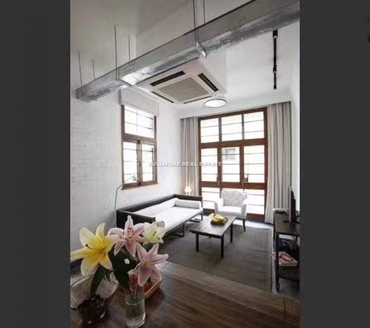 Lane1200-1500 Middle Fuxing Road Old House - 1 bedroom apartment in Shanghai, People Square, Downtown