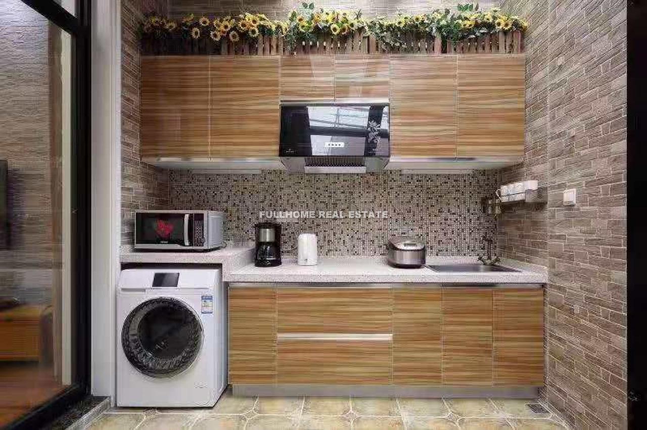 M. Yanan Road Old House - Interior view 4, Shanghai rental property
