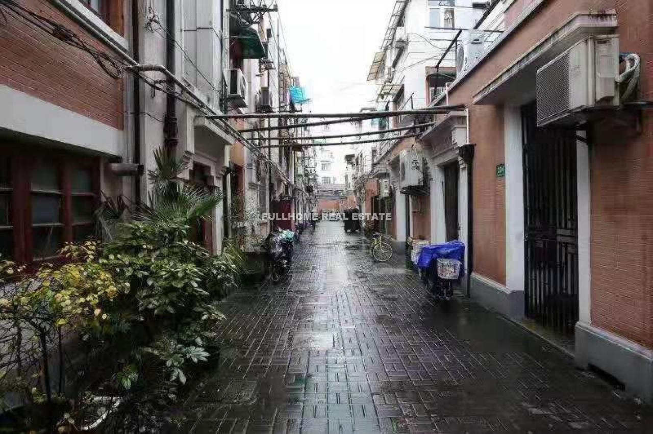 M. Yanan Road Old House - Interior view 2, Shanghai rental property